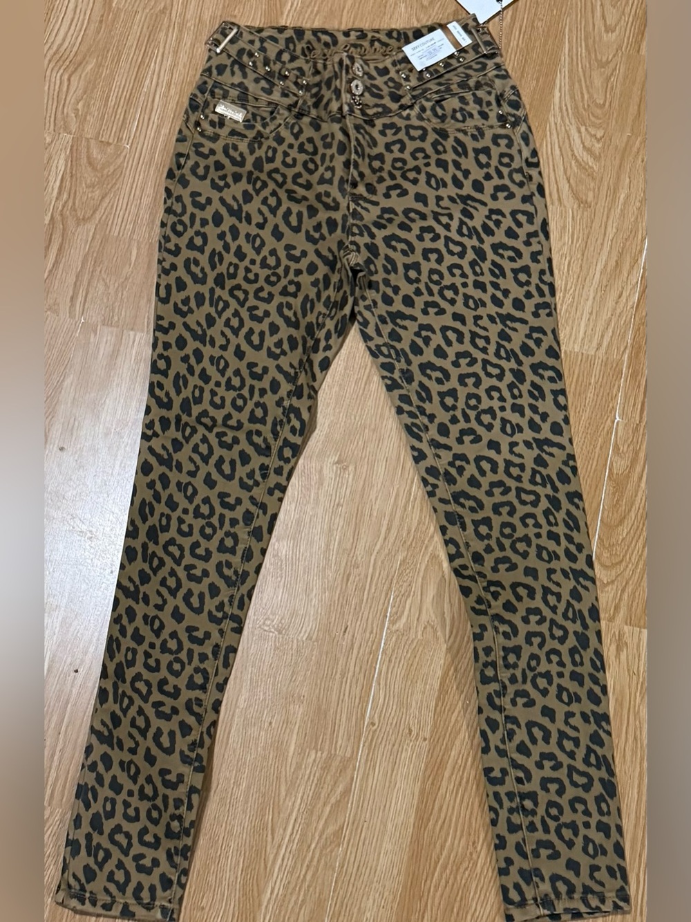 Sexy Couture Women's Leopard Skinny Denim Jeans
